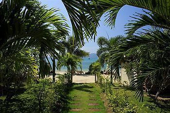 Byg Grand Beach Front & Sea View @ Panwa Beach Kültér fotó